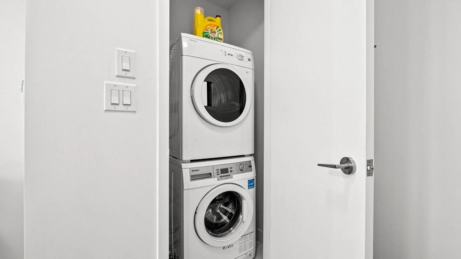Apartment Delta Suites - Scotiabank Arena & Mtcc - Downtown Toronto